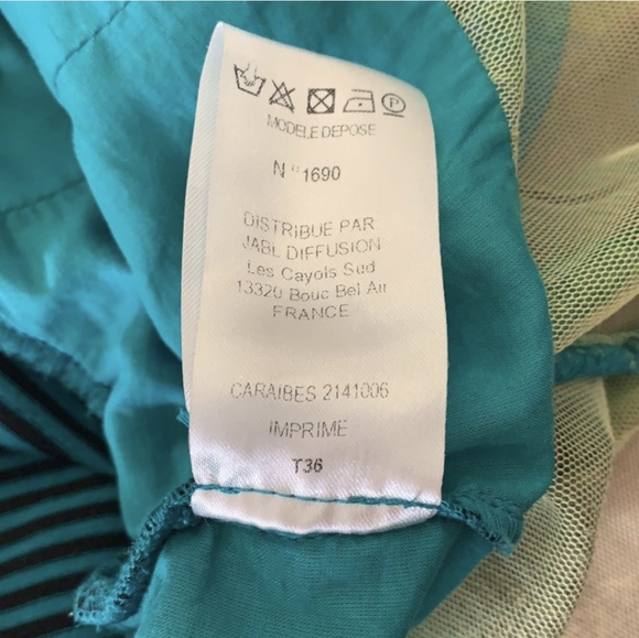 Unique Watercolour Stripe Button-down Tank Top - Picture 10 of 10